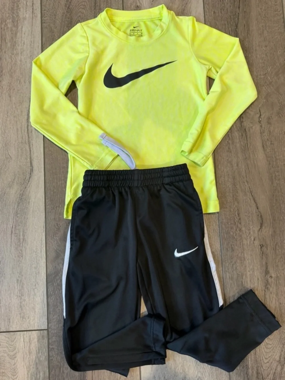 Nike Neon Yellow Long Sleeve Top with Black Pants Set (5)